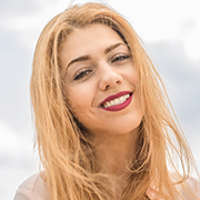 Христина Лугова